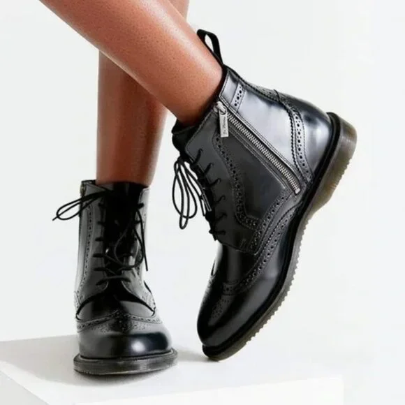 Dr. Martens Delphine Smooth Black Leather Women s Dress Boots Size 6
